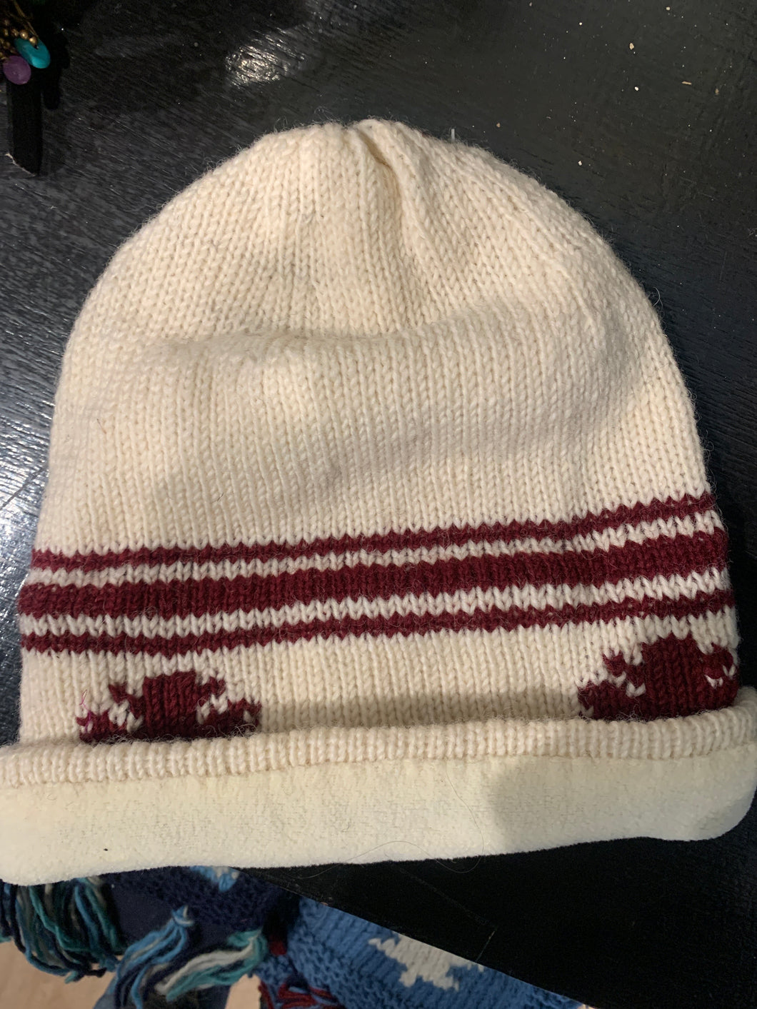 Ark Imports - Knit Toque - Canada Theme - Red/White