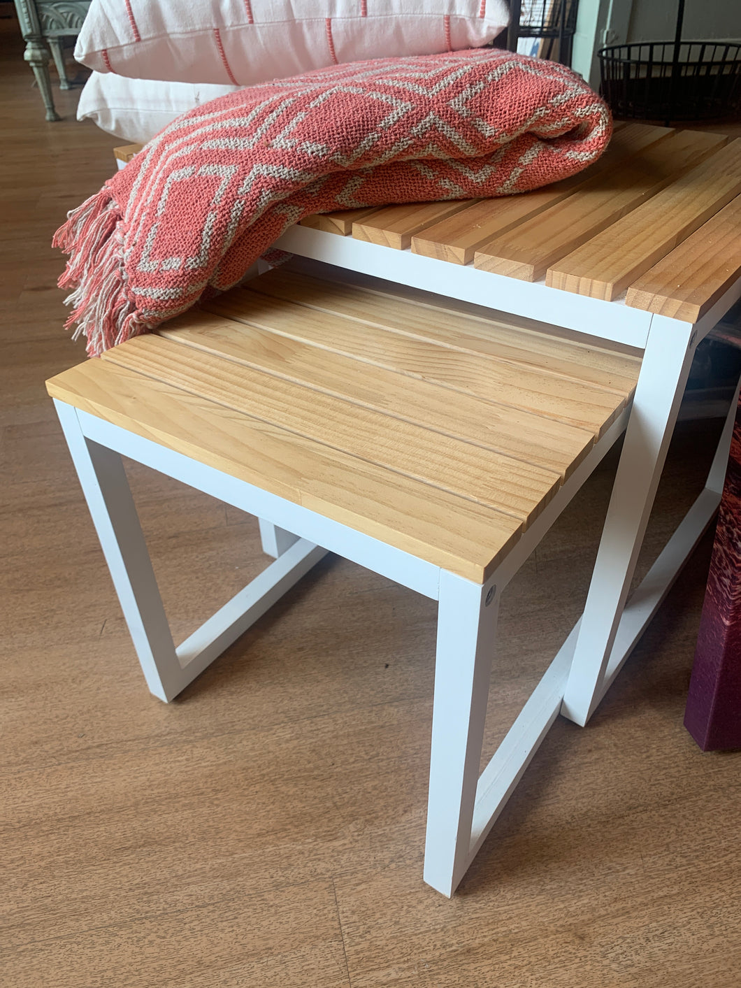White wood side table - Small 14