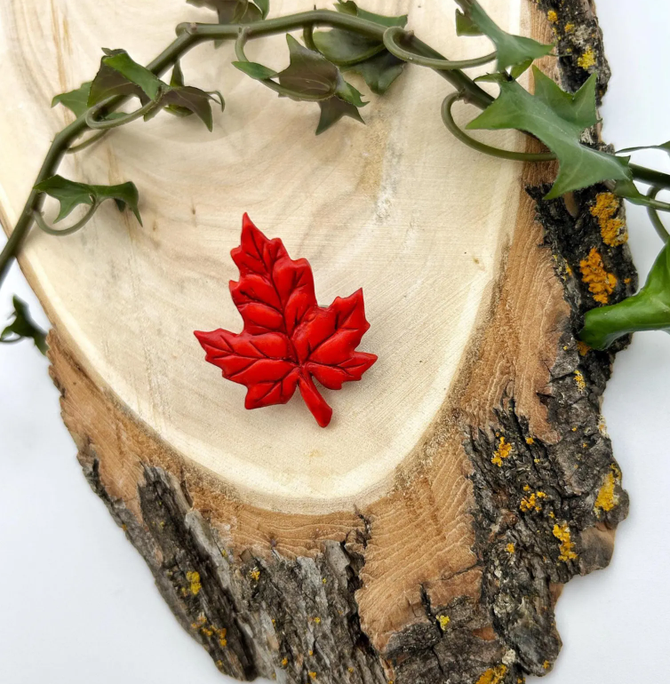 Red Maple Leaf Lapel Pin