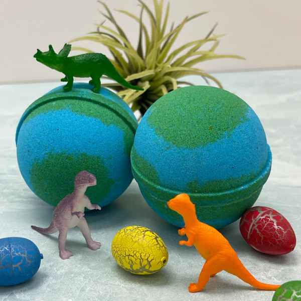 Dino Egg Surprise Toy Bath Bomb