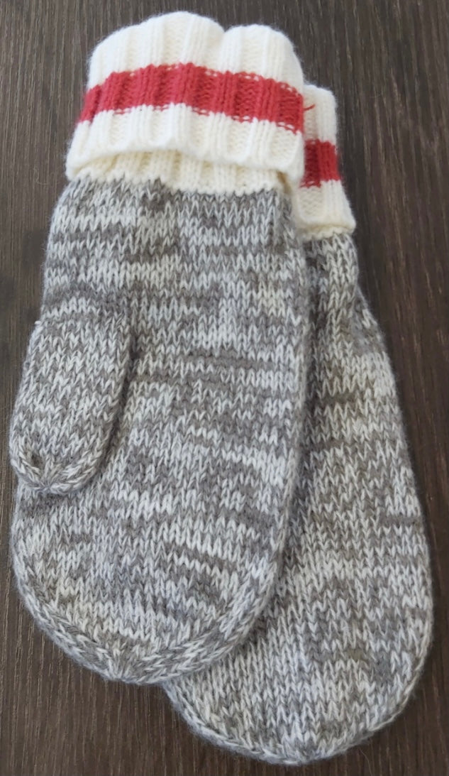 Knit Mittens with stripe